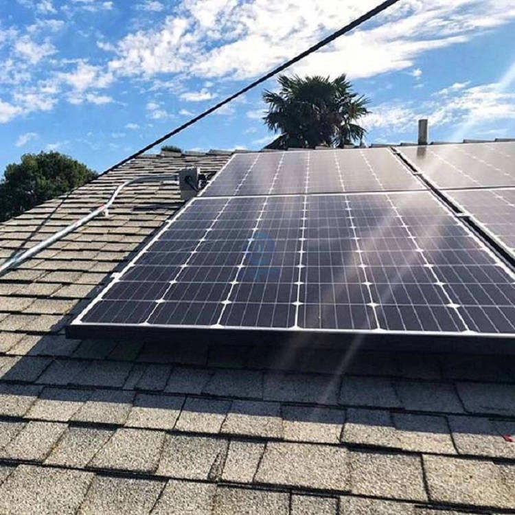 Hệ thống khung bảng điều khiển năng lượng mặt trời trên mái nhà bằng nhựa đường chống thấm