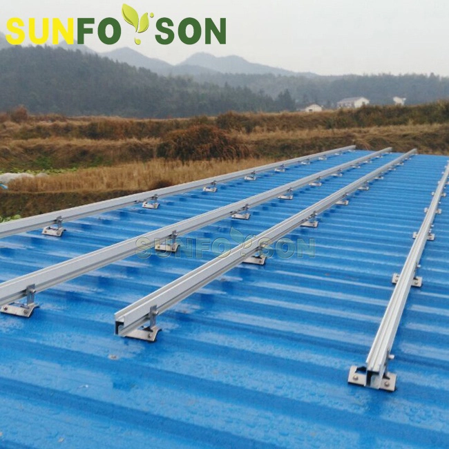 Đường ray nhôm năng lượng mặt trời chất lượng cao để lắp đặt bảng điều khiển năng lượng mặt trời