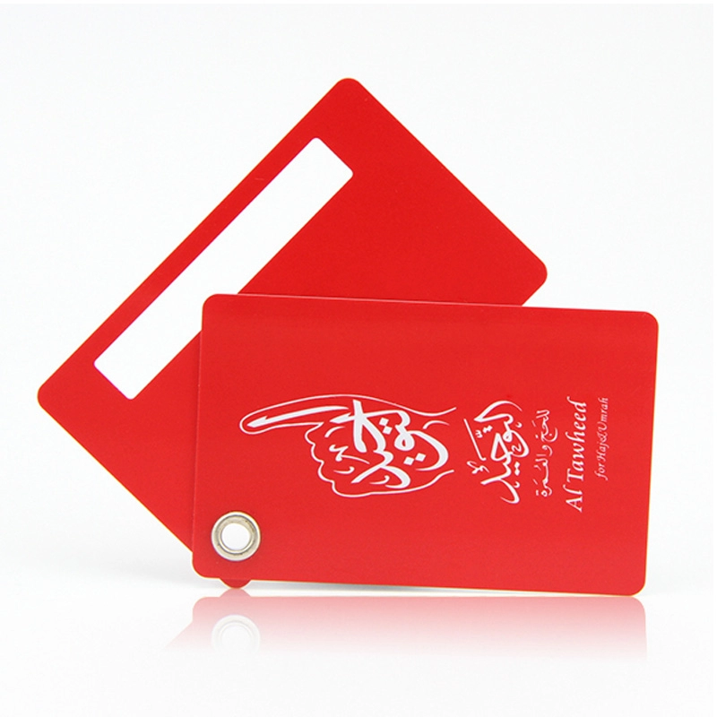 Thẻ hành lý PVC in offset CMYK với dây đeo tay bằng nhựa rõ ràng