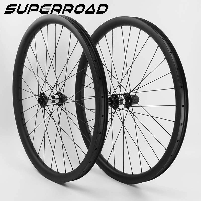Bánh xe đạp leo núi Superroad được nâng cấp Bộ bánh xe đạp carbon XC chiều sâu 33mm Bánh xe không đối xứng có săm với trung tâm DT