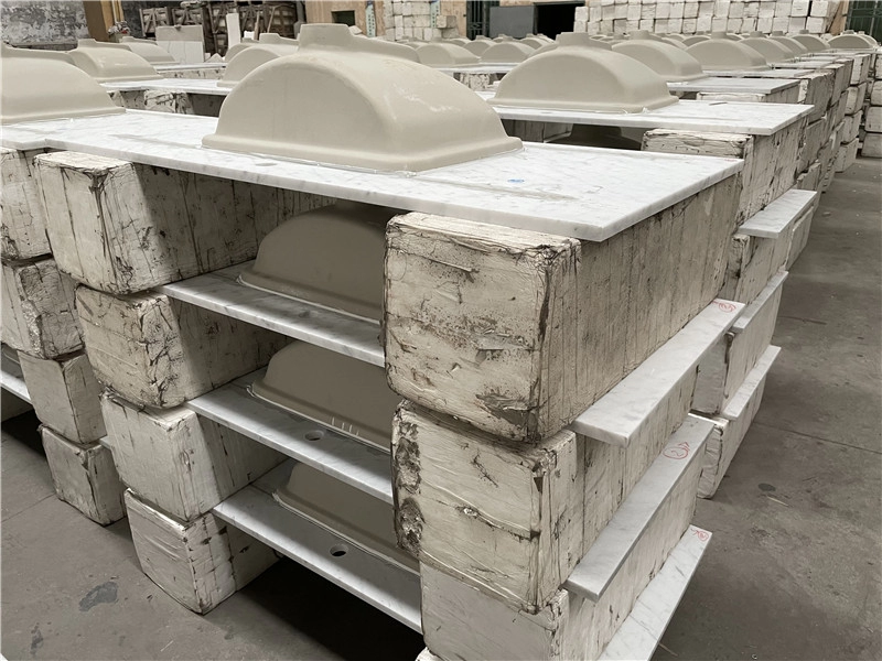 Phòng tắm bằng đá cẩm thạch trắng Carrara Vanity Top