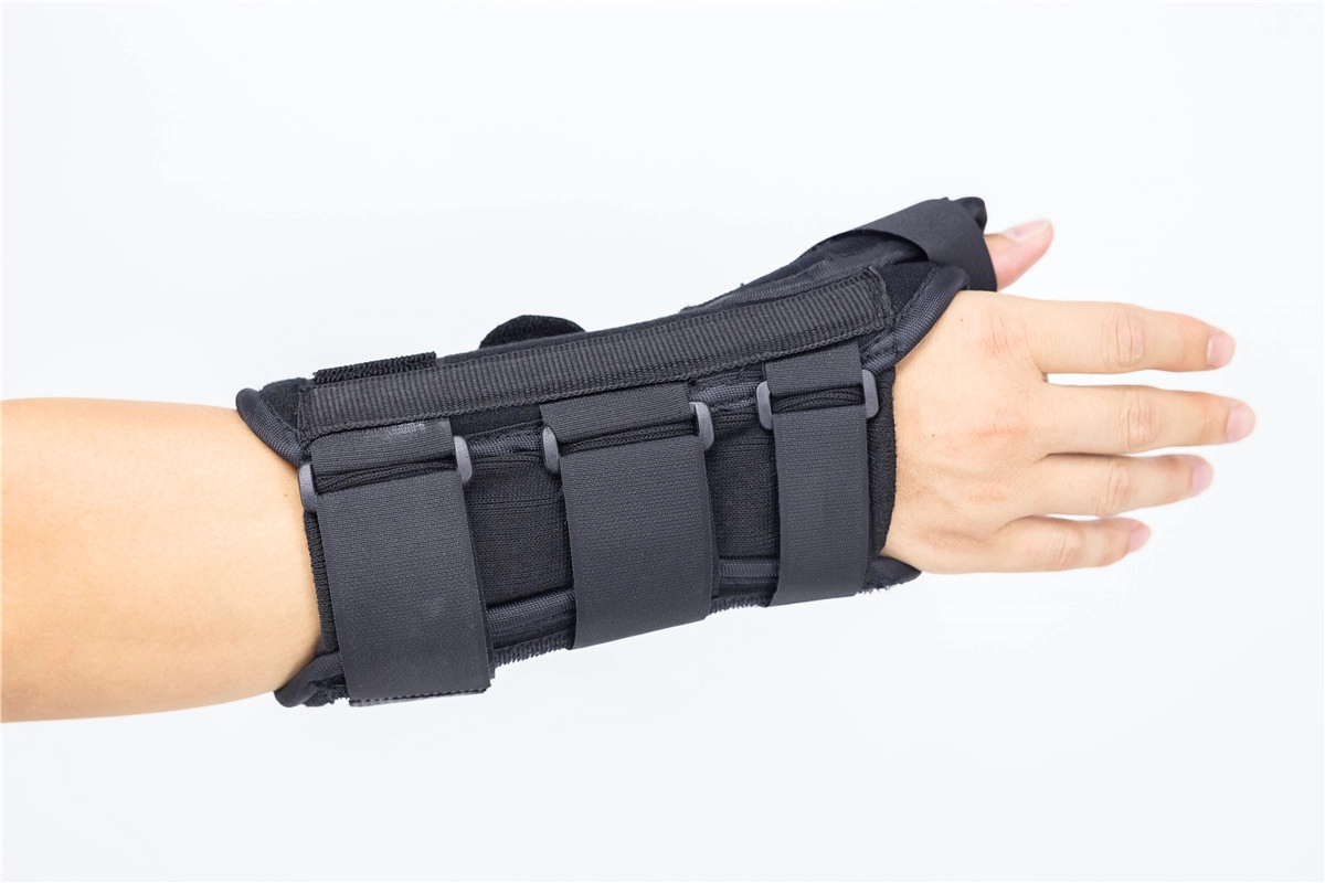 Nẹp cổ tay có thể điều chỉnh với spica ngón tay cái cho các cửa hàng nhà máy cố định khớp cổ tay bị bong gân
