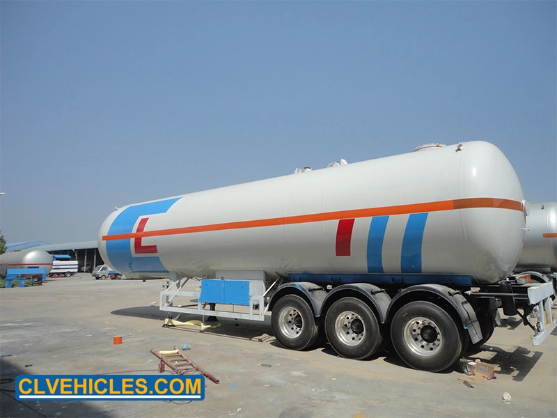 Sơ mi rơ moóc chở dầu 3 trục 49600 lít lpg