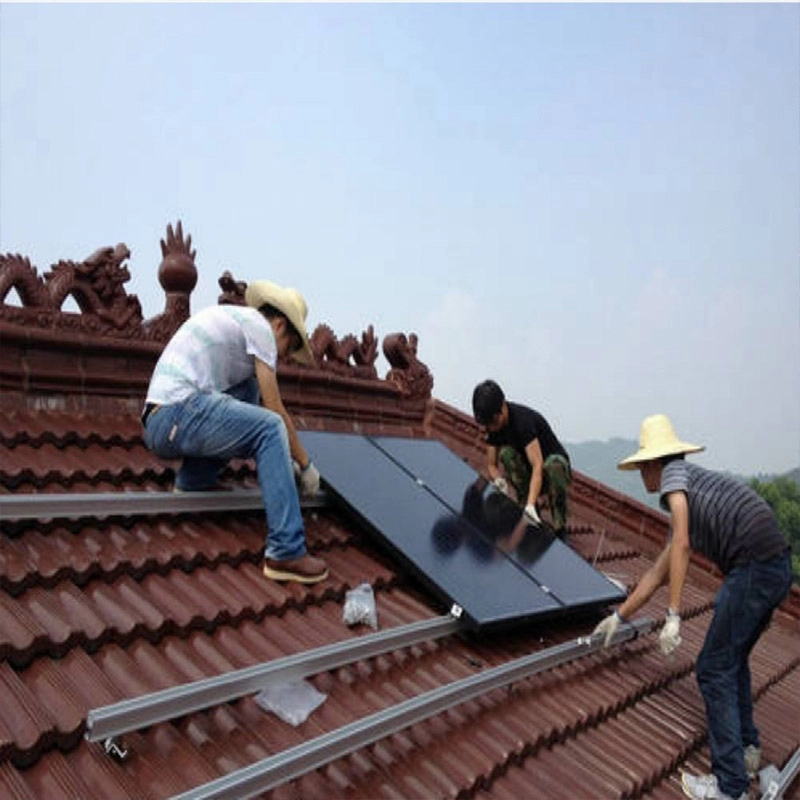 Giá đỡ lắp đặt trên mái nhà bằng tấm pin quang điện mặt trời khu dân cư