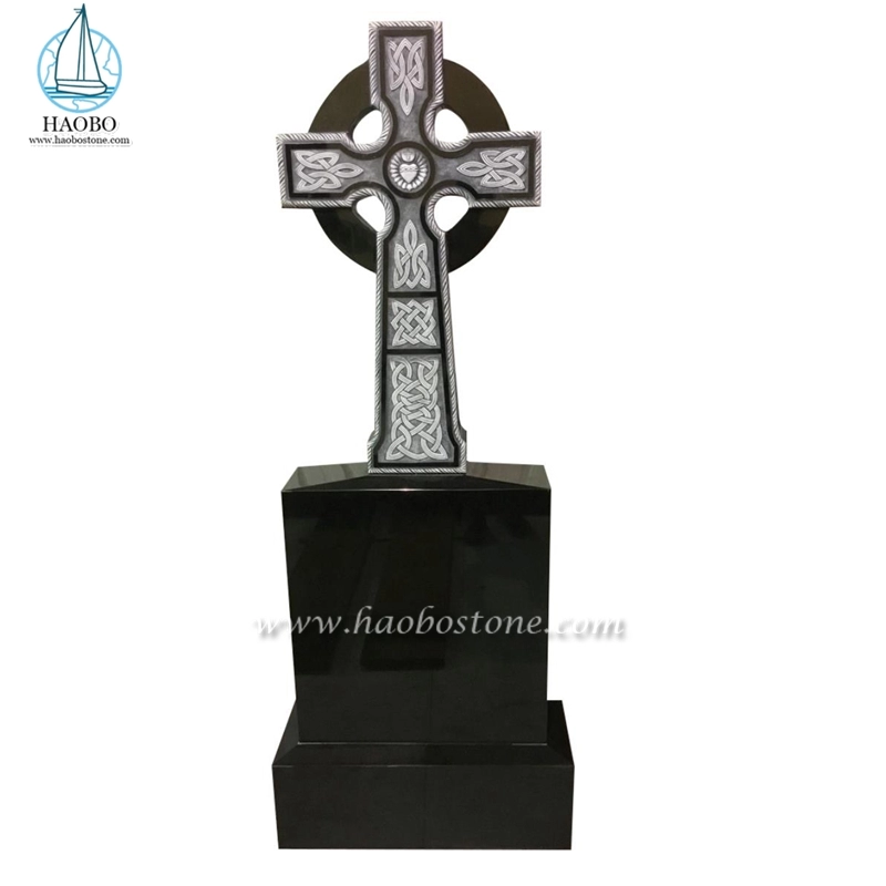 Đá hoa cương đen Ấn Độ lớn Celtic Cross được chạm khắc trên đá