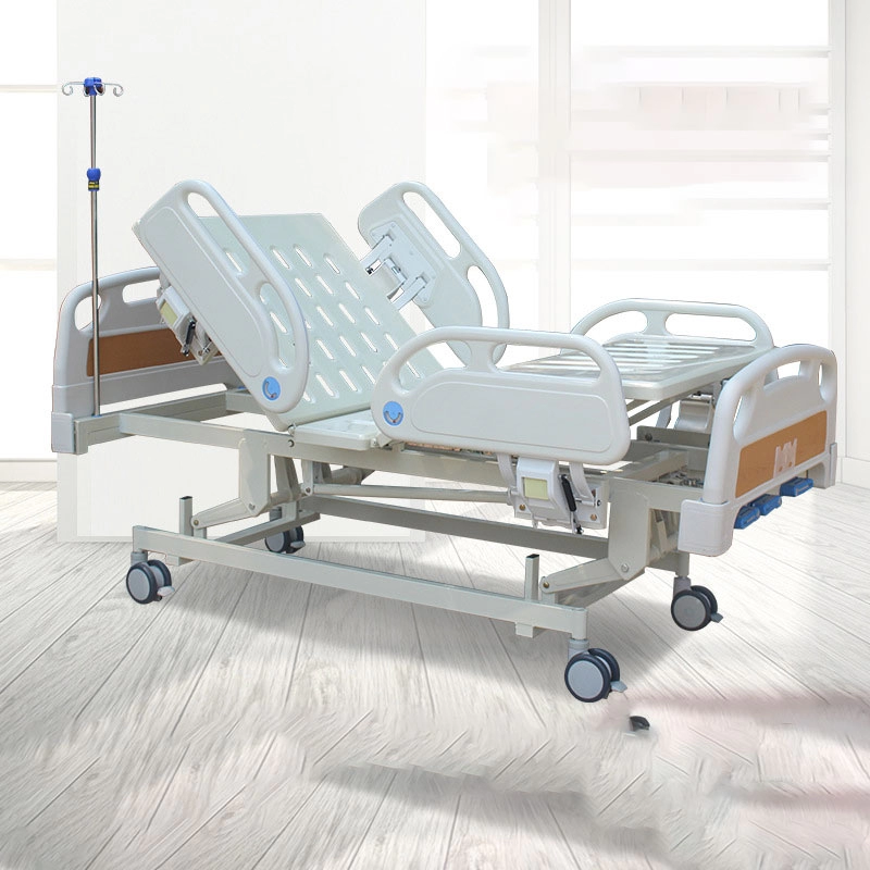 Ba giường bệnh viện kim loại y tế bằng tay Crank