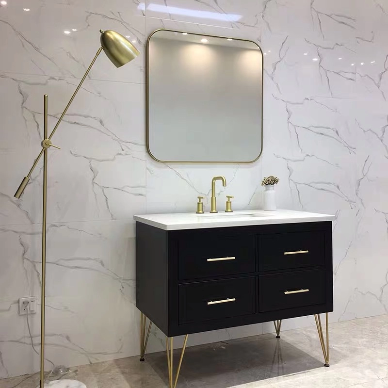 Gương treo tường phòng tắm hình vuông bằng kim loại vàng