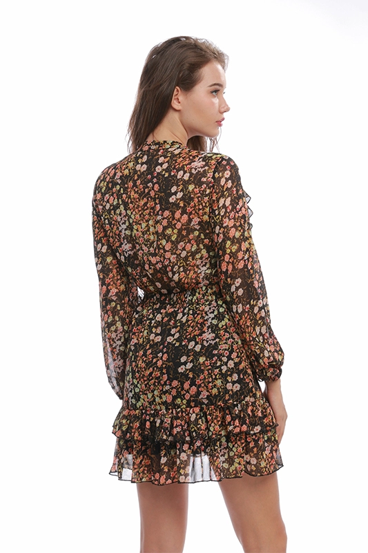 Nhà sản xuất quần áo phụ nữ Thời trang Voan Dài tay Áo sơ mi Ruffles Mini Floral Dresses
