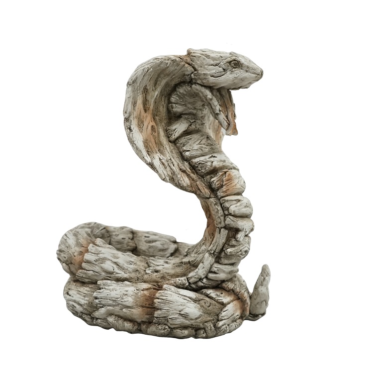 tượng vườn rắn hổ mang chúa bằng nhựa