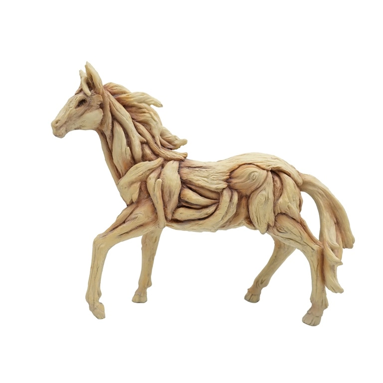 Tượng ngựa tạo dáng bằng gỗ lũa nhựa mộc mạc