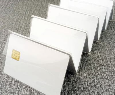 Thẻ tín dụng Kích thước chip lớn Thẻ chip liên hệ